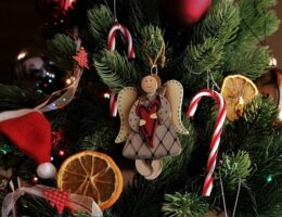 Giv julepynten nyt liv: Genbrug og genopfind julekarton og juleornament