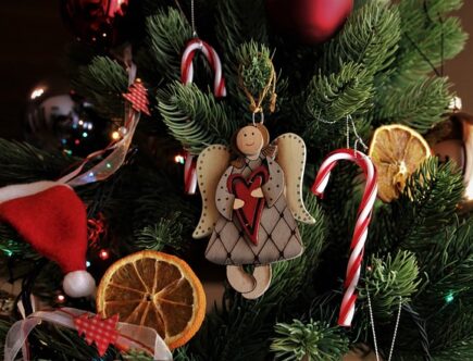 Giv julepynten nyt liv: Genbrug og genopfind julekarton og juleornament