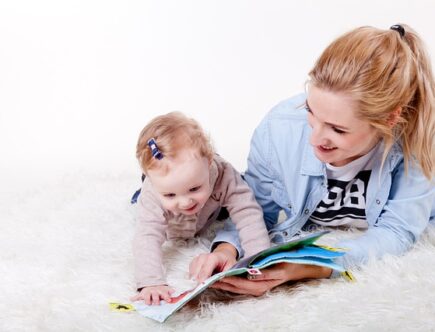 5 tips til at holde din baby varm og tryg i sin sovepose